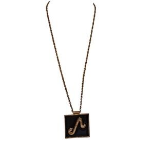 VTG Celebrity Gold Tone‎ Leo Zodiac Sign Square Pendant Necklace Black Enamel